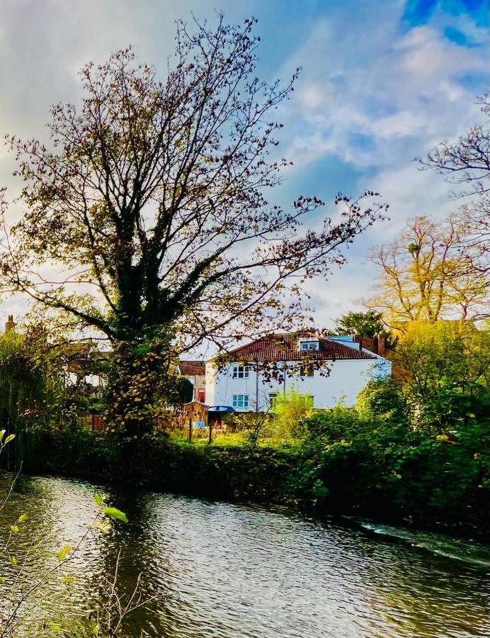 Dapps Hill Haven - Between Bristol And Bath, Both 9 Mins By Train! Keynsham Exterior foto
