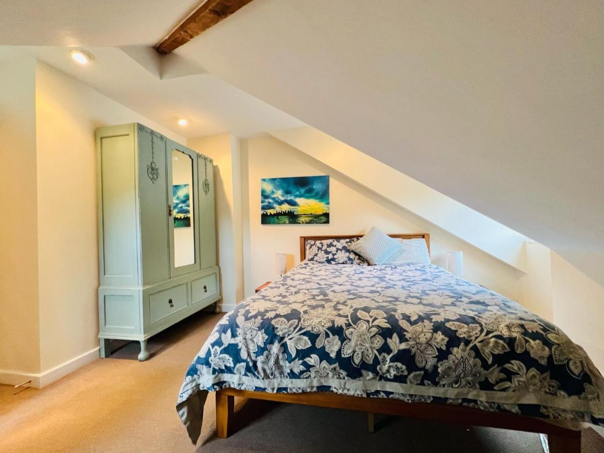 Dapps Hill Haven - Between Bristol And Bath, Both 9 Mins By Train! Keynsham Exterior foto