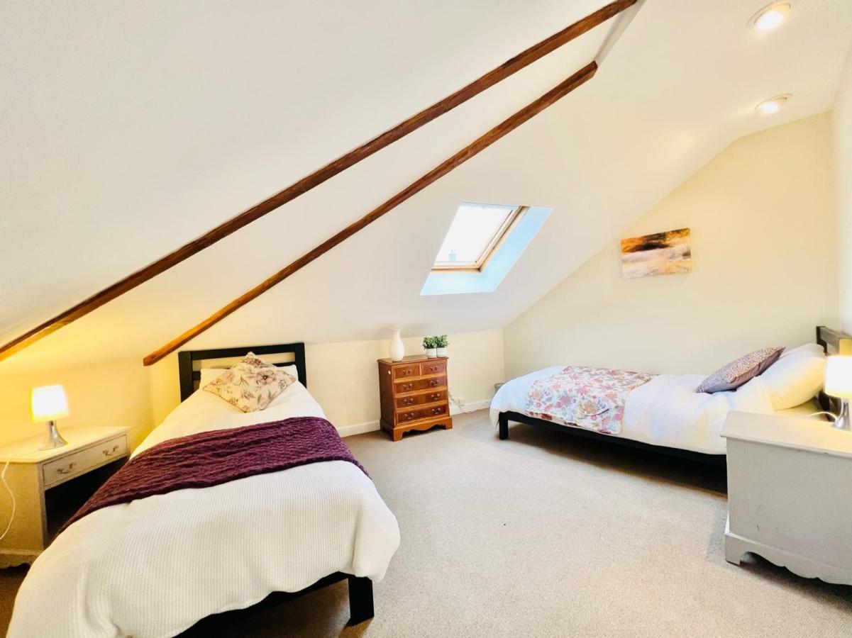 Dapps Hill Haven - Between Bristol And Bath, Both 9 Mins By Train! Keynsham Exterior foto